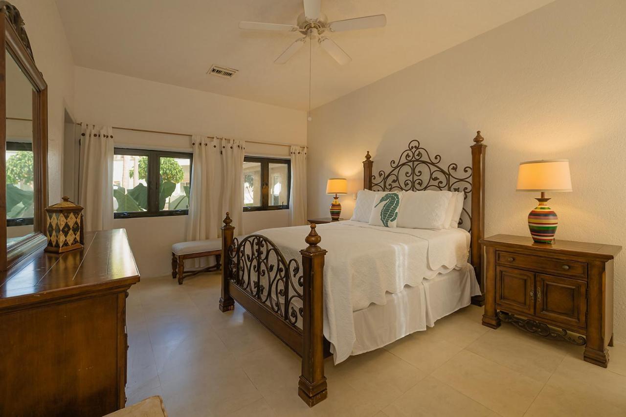 The Queen Of Cozumel Beach House -Luxury Beachfront Villa- Million Dollars View Esterno foto